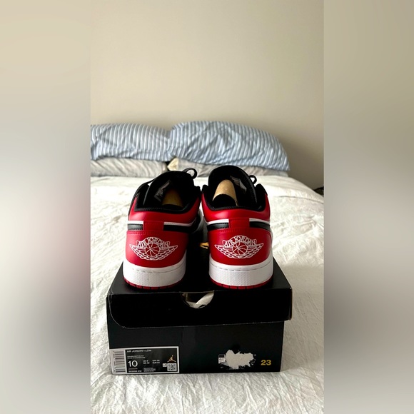 Air Jordan Low 1  SOLD - Picture 2 of 3